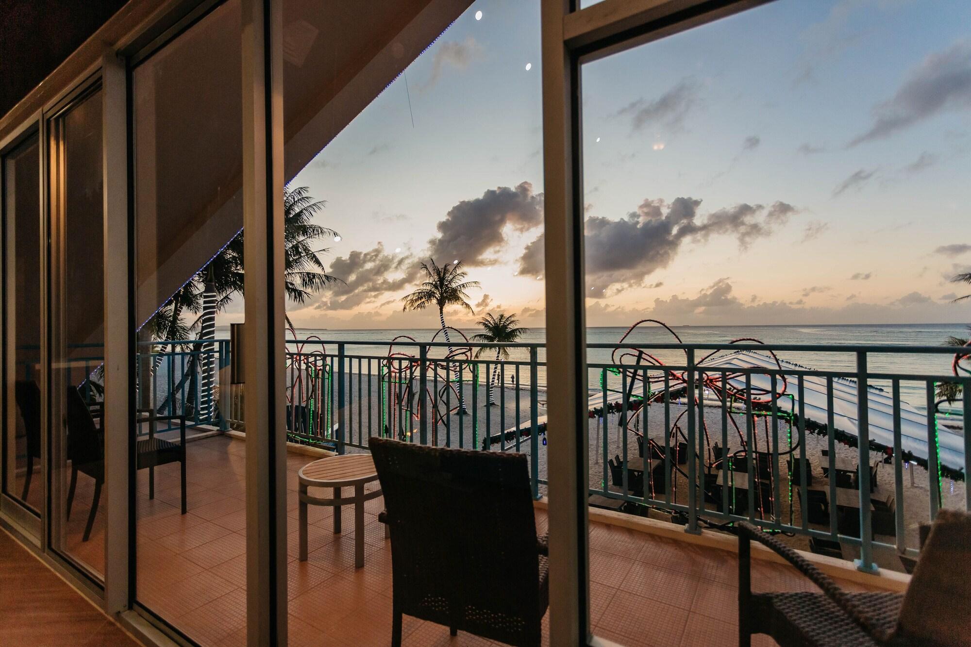 Surfrider Resort Hotel Saipan Exteriör bild