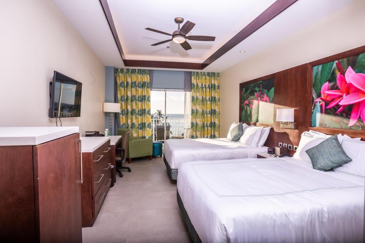Surfrider Resort Hotel Saipan Exteriör bild